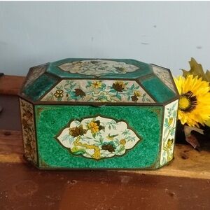 Vintage Green Floral Storage Box